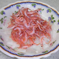 ダ〜ごはん's cooksnap of when they made 新玉ねぎと桜えびの釜揚げでサラダ。.
