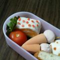 りゆとれ's cooksnap of when they made 水玉のかわいいたまごやき♪キャラ弁に.