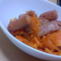 やま22's cooksnap of when they made 魚肉ソーセージとにんじんのぱりぱり炒め.