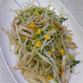 ダ〜ごはん's cooksnap of when they made 節約レシピ♬豆苗ともやしと竹輪の炒め物.