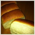 なんちゃって嫁's cooksnap of when they made 手ごねで作る、ミルクの食パン.