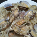 tomorou_e's cooksnap of when they made あさりともやしのにんにく蒸し.