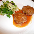 momoco's cooksnap of when they made ハンバーグのきのこデミソースかけ.