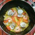 ＊マィマィ＊'s cooksnap of when they made みんなでパエリア★ダッチオーブンでも.
