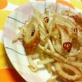 キョク's cooksnap of when they made 凛りんさんのにんにく醤油でちくわ＆もやし.