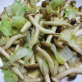 みぱるまま's cooksnap of when they made レタスときのこの和風炒め.