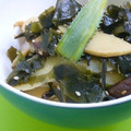 ママフィオ's cooksnap of when they made 筍とわかめと椎茸のゴマ風味炒め.