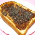 ＭＯＭＯちゃん's cooksnap of when they made 黒²　(クロクロ)　ゴマ蜜トースト.