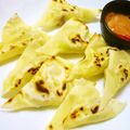 ぐるぐるる's cooksnap of when they made 余った皮で❀キャベツとウインナーの餃子.