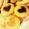 ＊ピンガ＊'s cooksnap of when they made 赤いハートのジャム＆バタークッキー.