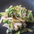 kazyue's cooksnap of when they made セロリと豚肉の塩麹炒め.