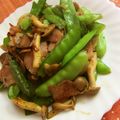 SajiCafe's cooksnap of when they made さやえんどうとベーコンのバター醤油.