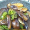 こびっとちゃん's cooksnap of when they made 茄子ピーマン甜麺醤豆板醤コチュヂャン炒め.