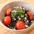 Oishiキッチン♡'s cooksnap of when they made トマトとひじきとカッテージチーズのサラダ.
