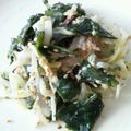 じぇしか・しゃな's cooksnap of when they made モヤシわかめキャベツ鰹節からし和え.