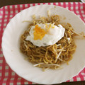 dorafan's cooksnap of when they made いつもの焼きそばに目玉焼きのせ★.
