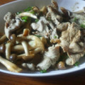 ゆたぱんつ's cooksnap of when they made 豚肉としめじのわさび醤油和え.