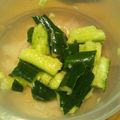 ゆきんこママ♪'s cooksnap of when they made たたき塩きゅうり.