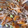 ｺｱﾗ's cooksnap of when they made 豚肉ともやしのにんにく醤油炒め.