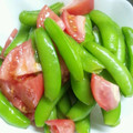 yukicchi12's cooksnap of when they made 簡単！トマトとスナップエンドウのマリネ.
