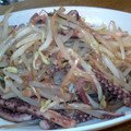 はっちぱっち's cooksnap of when they made もやしとイカのガーリック炒め.