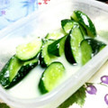 poniroko's cooksnap of when they made 塩麹DEきゅうりの簡単浅漬け.