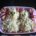 久遠α's cooksnap of when they made キャラ弁★アルパカさんのおにぎり★.