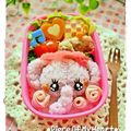 Hananohi's cooksnap of when they made キャラ弁☆紫ﾃﾞｺふりDEぞうさん.