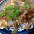 クック鳩゜'s cooksnap of when they made 【絶品】メンチカツの卵とじ。.