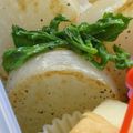 ママフィオ's cooksnap of when they made 朝ランチに！大根ステーキ大根葉添え.