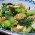 仁コロ's cooksnap of when they made チンゲン菜と油揚げの炒め物.