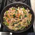 kei0430's cooksnap of when they made セロリとシーフードの塩炒め.