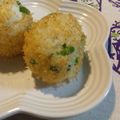 junyoujun's cooksnap of when they made おつまみに♪たこ焼き風☆チーズおにぎり☆.