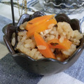 ぽっぽぺぺ's cooksnap of when they made 油揚げと昆布がイイ仕事してる✿人参ご飯✿.