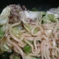 ◇◈かおぴぃ◈◇'s cooksnap of when they made 洋風焼きうどん～コンソメ味～.