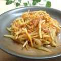 sacoママ's cooksnap of when they made ☆牛蒡とセロリのガーリックバタぽん炒め☆.