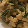 MULA's cooksnap of when they made ズッキーニと鶏皮で簡単放置煮！.