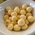 湖の麗人's cooksnap of when they made 【卵黄救済に!】卵ボーロ.