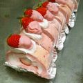 ココナッツ☆'s cooksnap of when they made ベビーピンクの苺レアチーズロールケーキ.
