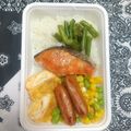 2児ママ's cooksnap of when they made レンジ1分！枝豆コーンのバター醤油☆弁当.