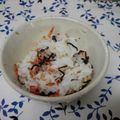 ひぃこ＊'s cooksnap of when they made ＊桜えびと塩昆布のおにぎり＊.