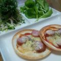 いくいくみ's cooksnap of when they made 餃子の皮 de ミニピザ.