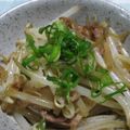 CHIROKO's cooksnap of when they made 安い早いうまい☆カリカリ豚肉ともやし炒め.