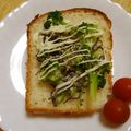 せつみか's cooksnap of when they made ブロッコリーと塩昆布のトースト.