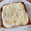 ＊もーこ＊'s cooksnap of when they made 簡単★とろ～りクロックムッシュ風トースト.