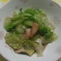 ほげウサ。's cooksnap of when they made レタスとベーコンのさっと炒め.