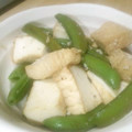 ぴろりん２１'s cooksnap of when they made スナップえんどうと厚揚げのピリ辛炒め.