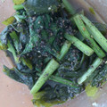 シュハリ's cooksnap of when they made 超簡単かぶの葉とわかめのごま和え。.