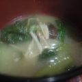 tomokoshiawase's cooksnap of when they made コクがあるね！ひと工夫味噌汁☆.