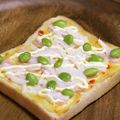 kikikko's cooksnap of when they made ハム×玉葱のトースト　スイチリ・マヨ風味.